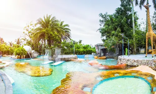 Lanyuewan Hot Spring