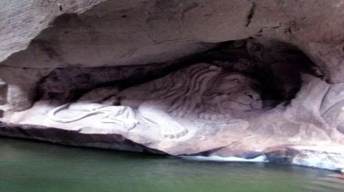 Wushan Seaside Grotto