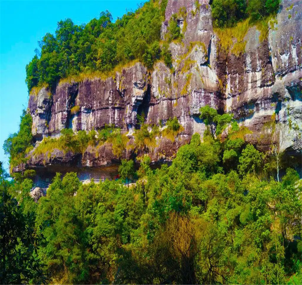 Hotel dekat The Qingyun Mountain Yuntian Stone Corridor