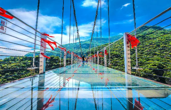 雲丘山鴛鴦橋門票大小同價