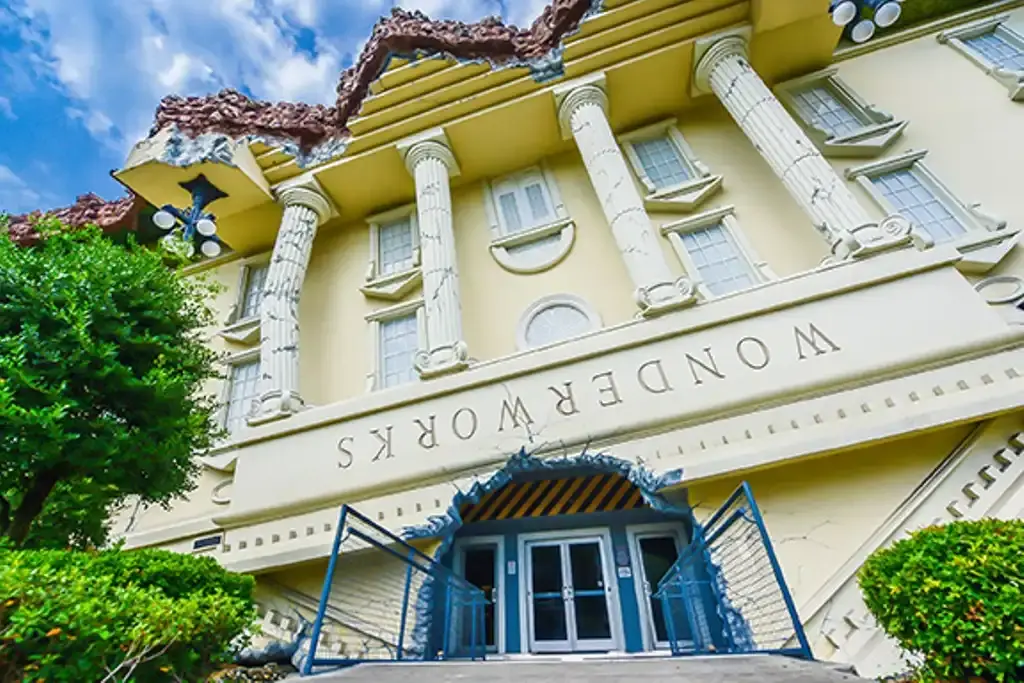 Hotels near WonderWorks Orlando