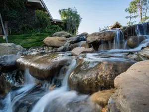 Xinghe Bay Hot Spring