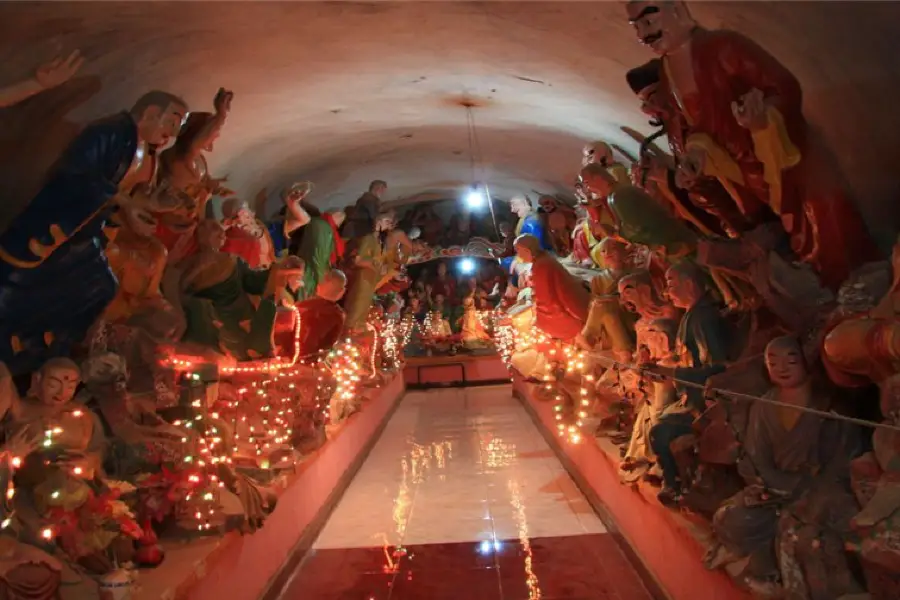 Wenshu Mountain Grottoes