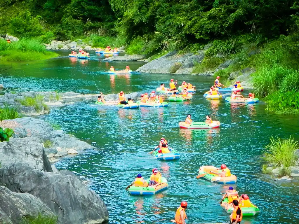 Hotels near Xiagu Jinglang