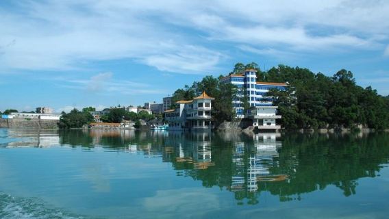 Yuhu Scenic Area