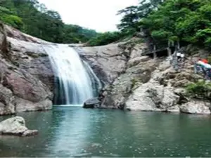 Pan'an Baizhang Pond