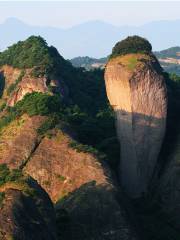 Lajiao Peak