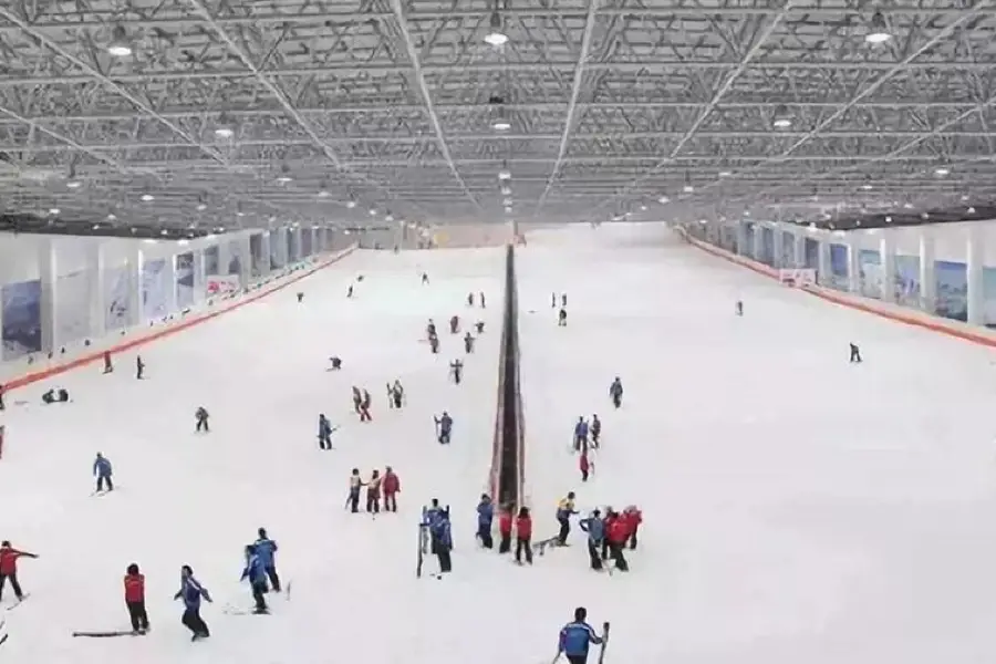 Yangzhou Shaobohu Ski Field