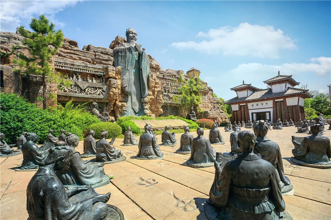 Wansuishan Spring and Autumn Park
