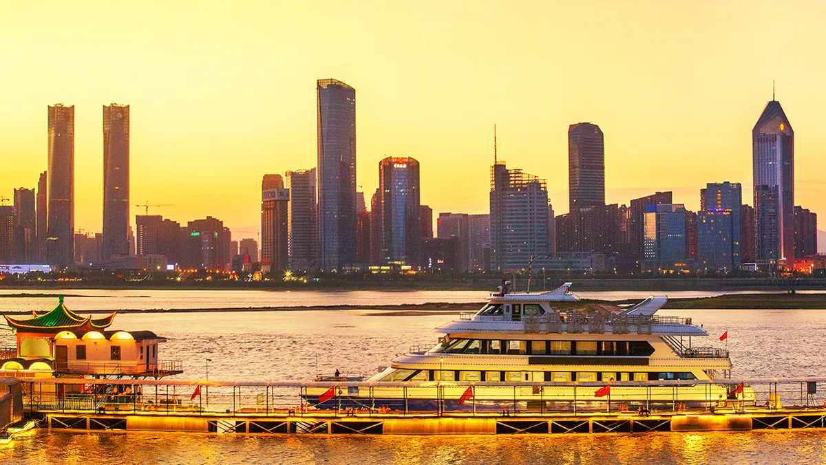 Tengwang Pavilion Cruise