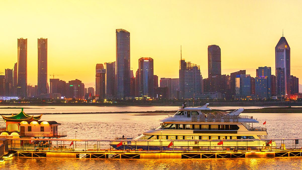 Tengwang Pavilion Cruise