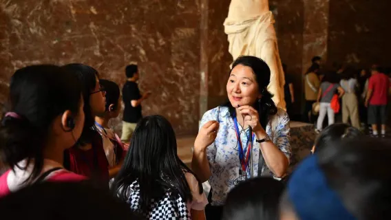 法國巴黎羅浮宮2小時中文導覽半日遊博物館持證導遊6人團可私人導覽
