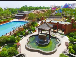 Zhonghuajunsheng Hot Spring