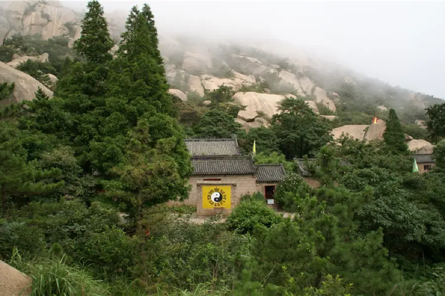 Chashan (Raft Mountain) Scenic Area