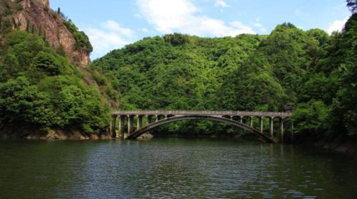 舞龍峽景區