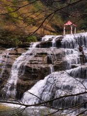 鳳龍湾石板河風景区