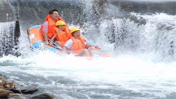 Yaoshan Water Rafting