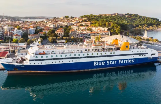 希臘 雅典-聖托里尼船票【Blue Star Ferries/可來回】