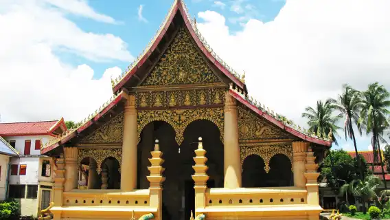 ทัวร์เวียงจันทน์เต็มวัน + ตลาดกลาง (ทัวร์ส่วนตัว)