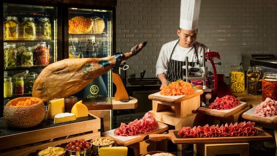 Buffet at Spotlight in Studio City Hotel Macau