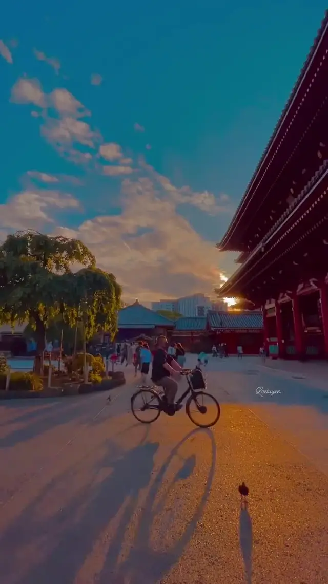 Captivating Sensoji Temple Experience in Tokyo, Japan 🇯🇵