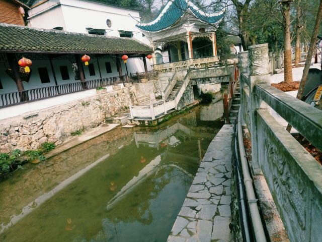 시펑(식봉) 온천