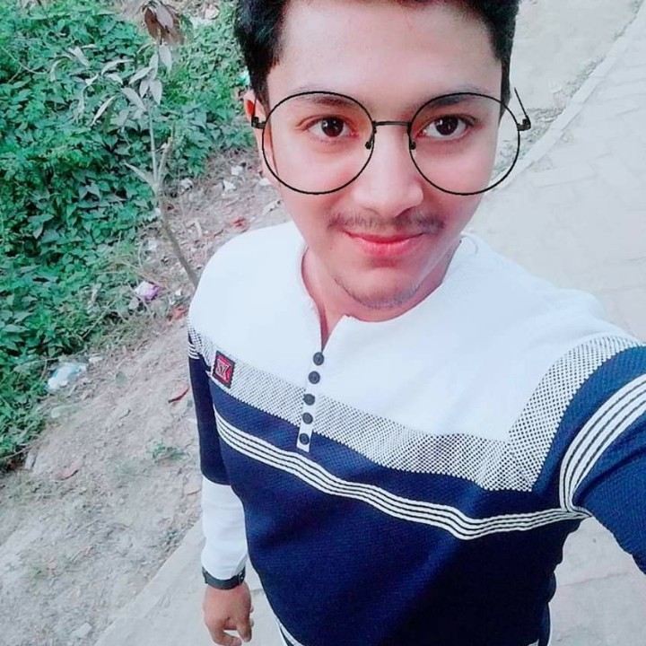 user-avatar