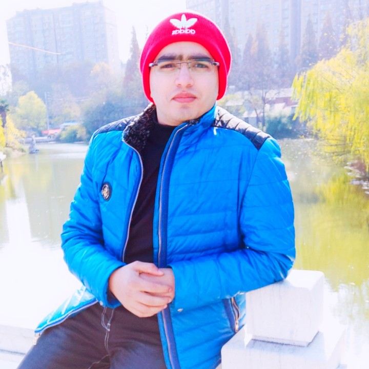 user-avatar