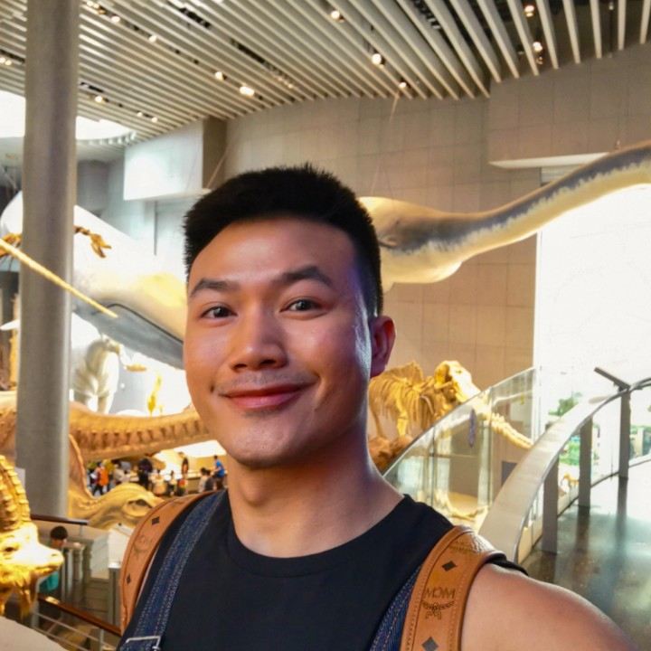 user-avatar