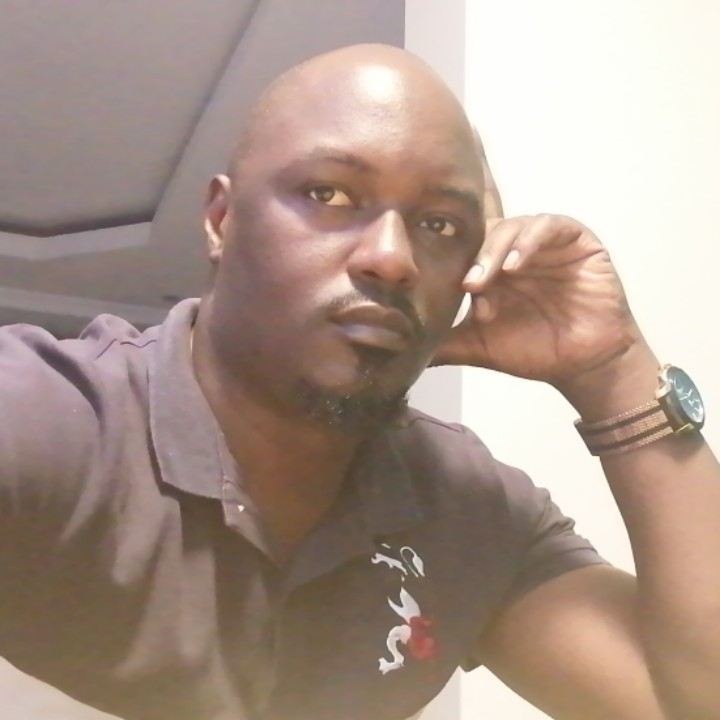user-avatar