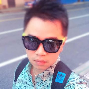 user-avatar