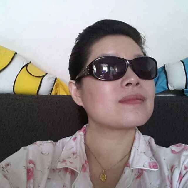 user-avatar