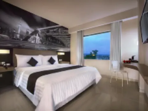Hotel Neo Candi Simpang Lima - Semarang by Aston Hotels in Gajahmungkur