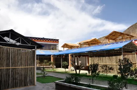 Dejiling Business Hotel