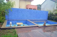 Haiwang Hongya Hot Spring Hotel - 2-Star
