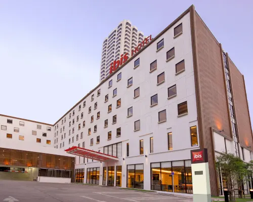 Ibis Bangkok Sukhumvit 4 Hotels near Nana