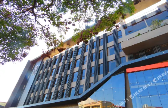 南投冠月精品旅館