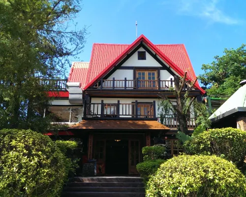 Shangrila Leisure Farming Hotels near Yilan Sancing Temple