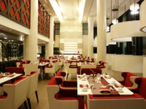 โรงแรมเดอะ ซายน์ โรงแรมในพัทยา