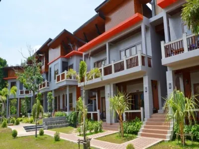 Lanta Intanin Resort Các khách sạn gần Khlong Chak Waterfall