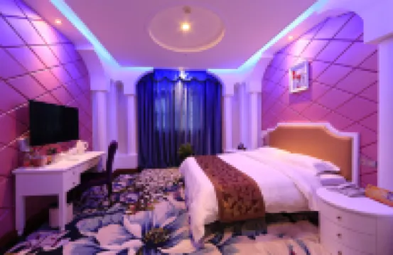 Guoran Theme Hotel (Wuhan Huquan)