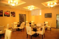 Qixing Business Hotel