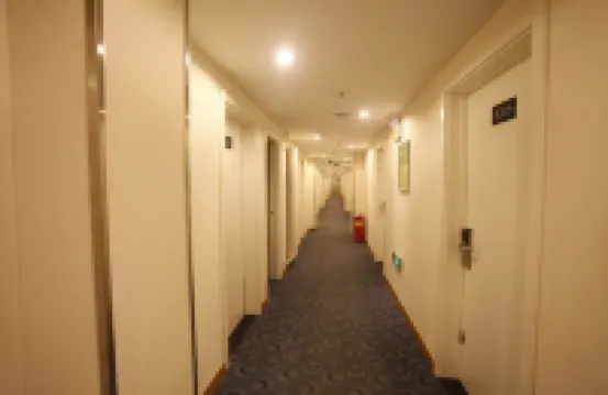 7 Days Premium Hotel (Beijing Fangzhuang Subway Station)