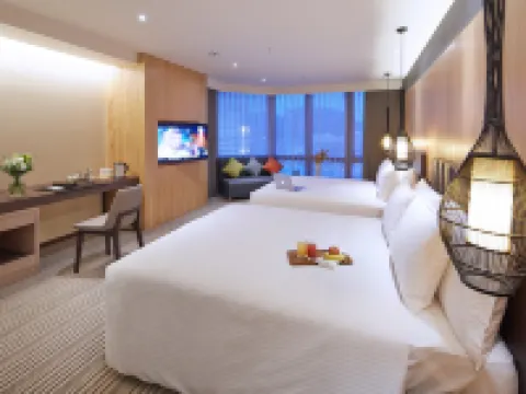 La Vida Hotel Hotels near Fengchia Night Market