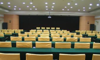 Zhangdian Hotel - Housity