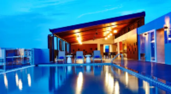 فندق ترافلودج باتايا