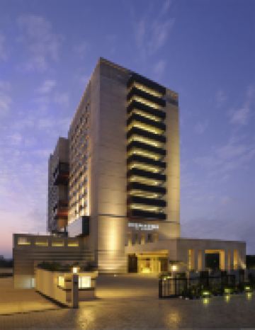 โรงแรม DoubleTree by Hilton Gurgaon - New Delhi NCR