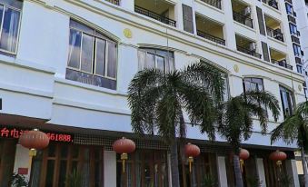 Qixian Riverside Hotel