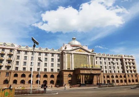 Haishen Hot Spring Hotel Отели рядом с достопримечательностью «Arxan Bailang Peak Scenic Area»