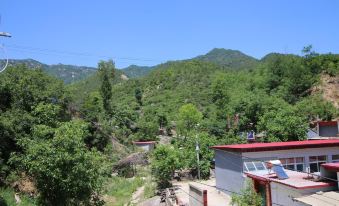 Jinping Farmhouse